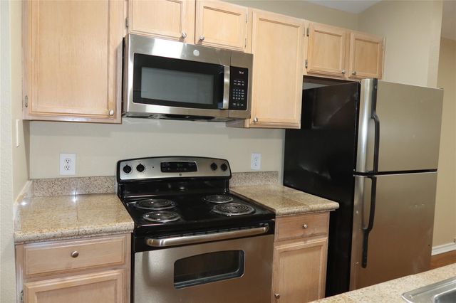 6804 N Capital Of Texas Highway 101, Austin, TX 78731