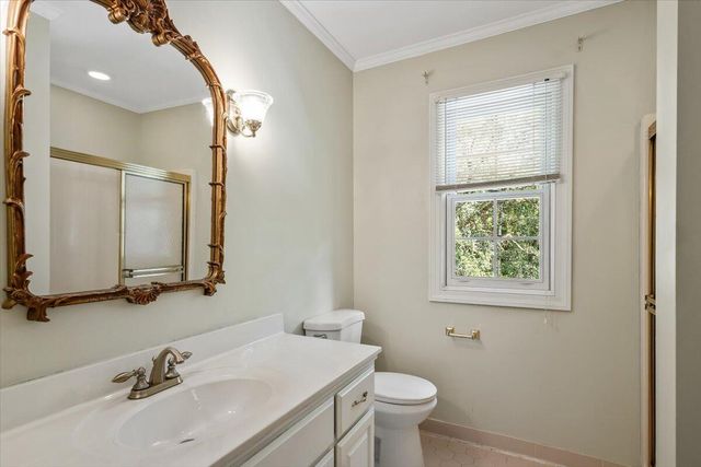 117 Drayton Drive, Summerville, SC 29483