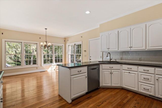 117 Drayton Drive, Summerville, SC 29483