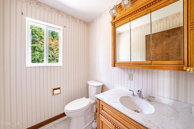 364 Settles Hill Road, Altamont, NY 12009