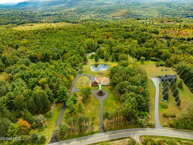 364 Settles Hill Road, Altamont, NY 12009