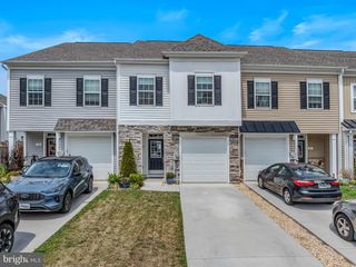50 BILLAU PL, Bunker Hill, WV 25413