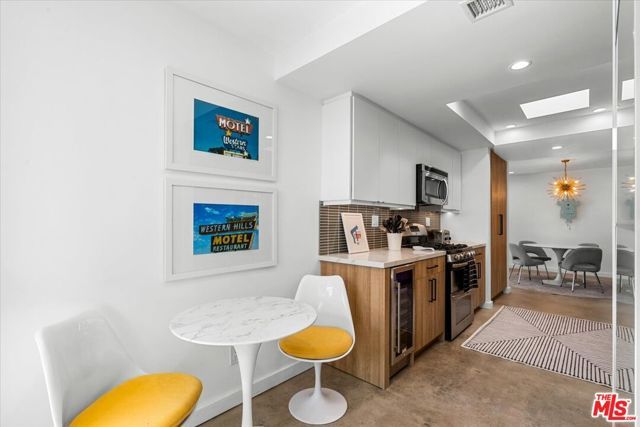 475 N Calle Rolph, Palm Springs, CA 92262