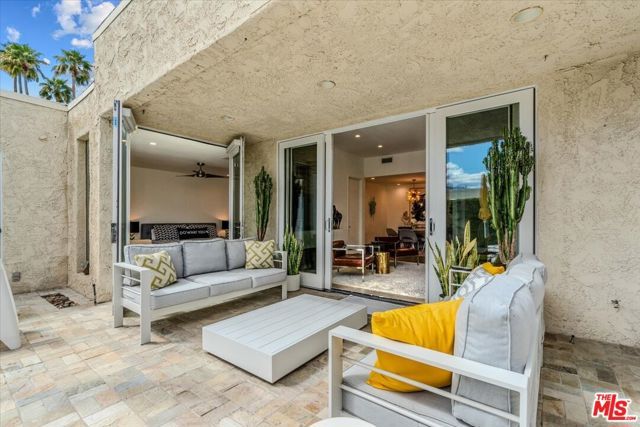 475 N Calle Rolph, Palm Springs, CA 92262