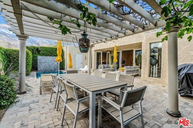 475 N Calle Rolph, Palm Springs, CA 92262