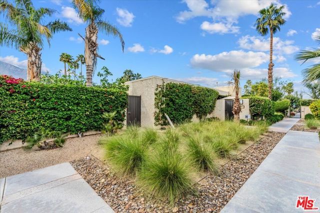 475 N Calle Rolph, Palm Springs, CA 92262