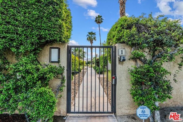 475 N Calle Rolph, Palm Springs, CA 92262