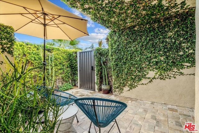 475 N Calle Rolph, Palm Springs, CA 92262