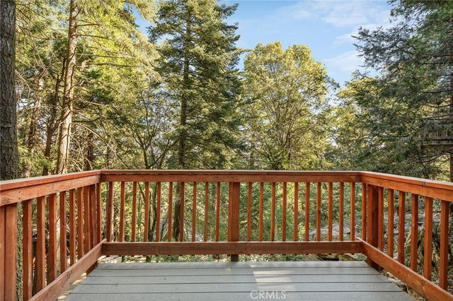 1048 Mercury, Crestline, CA 92325