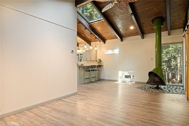 1048 Mercury, Crestline, CA 92325