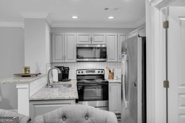 490 Barnett Shoals Road 814, Athens, GA 30605