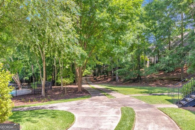 490 Barnett Shoals Road 814, Athens, GA 30605