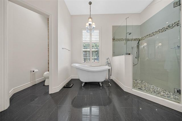2016 WHITFIELD LANE, Orlando, FL 32835