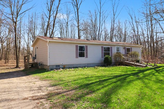 5238 Tilmann Lane, Weidman, MI 48893