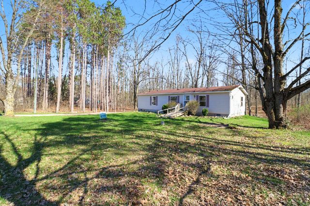5238 Tilmann Lane, Weidman, MI 48893