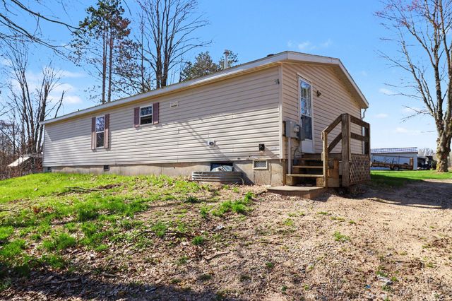 5238 Tilmann Lane, Weidman, MI 48893