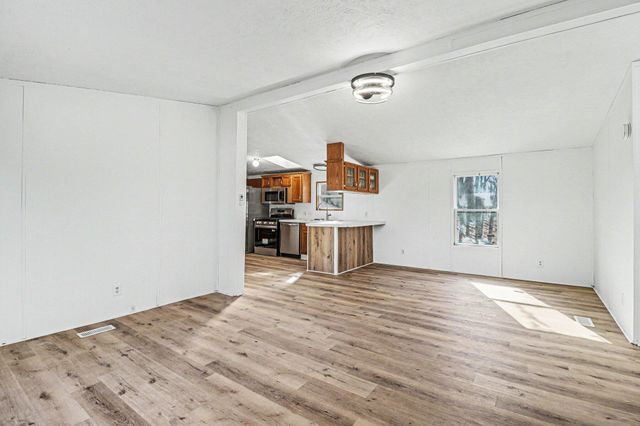 5238 Tilmann Lane, Weidman, MI 48893