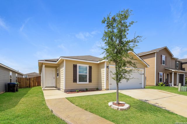 12242 Commander, San Antonio, TX 78252