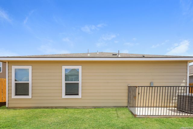 12242 Commander, San Antonio, TX 78252
