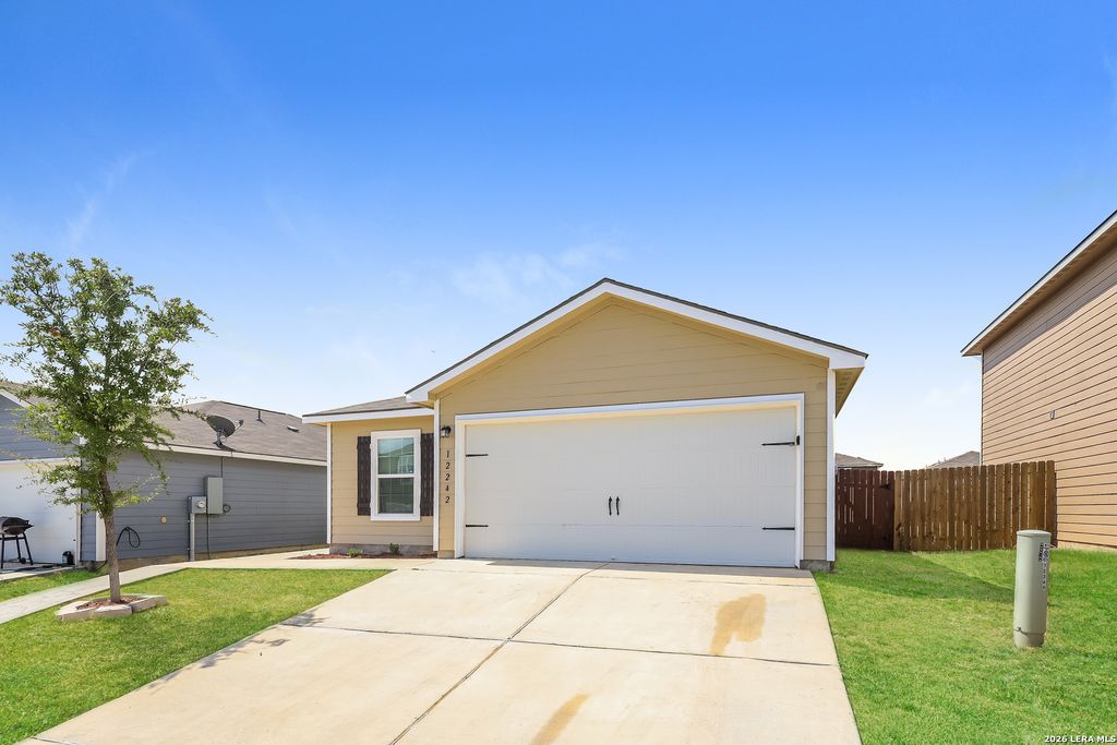 12242 Commander, San Antonio, TX 78252