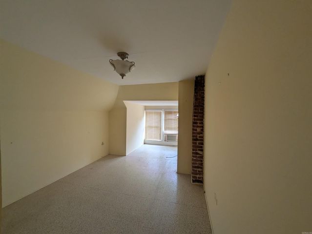 602 Avenue 2 NE, Atkins, AR 72823