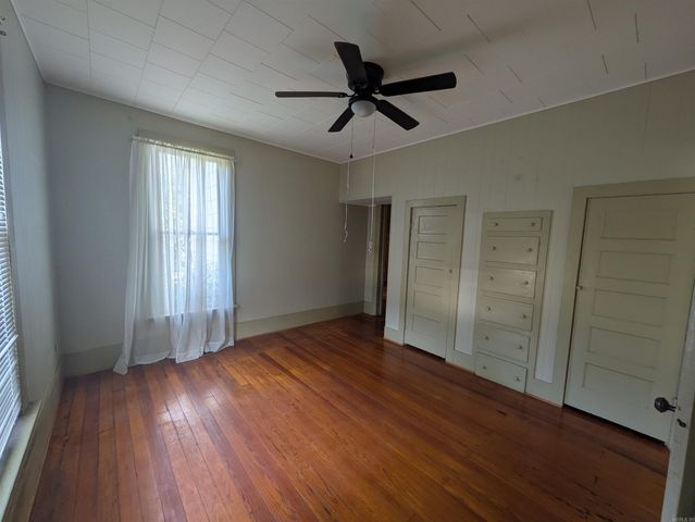 602 Avenue 2 NE, Atkins, AR 72823