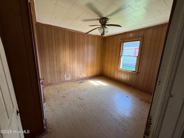 1207 Harrington Street, Washington, NC 27889