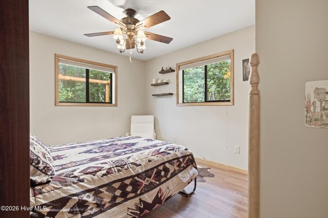 221 Chatto Loop, Murphy, NC 28906