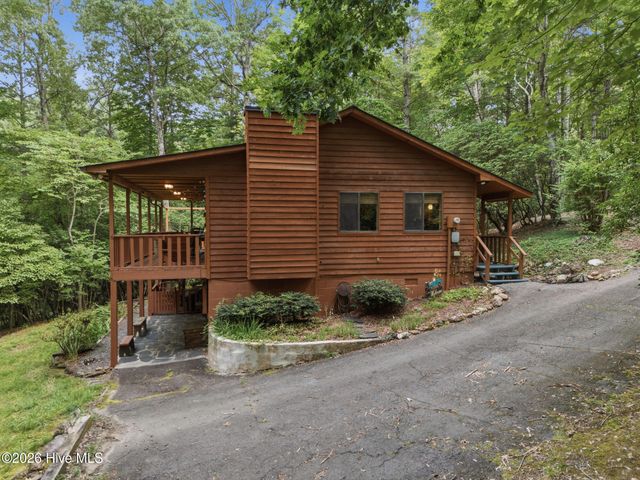 221 Chatto Loop, Murphy, NC 28906