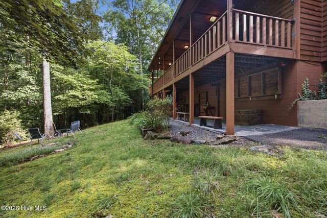 221 Chatto Loop, Murphy, NC 28906