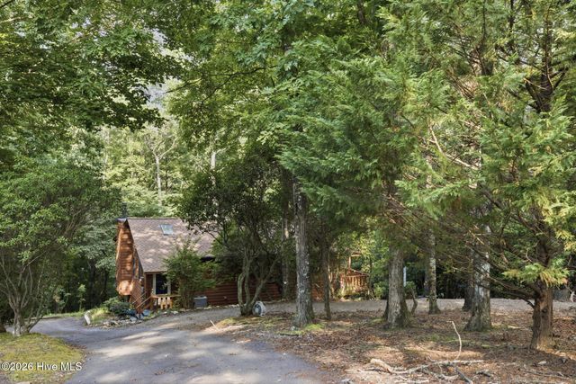 221 Chatto Loop, Murphy, NC 28906