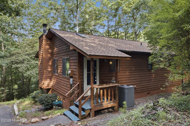 221 Chatto Loop, Murphy, NC 28906