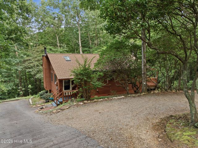 221 Chatto Loop, Murphy, NC 28906