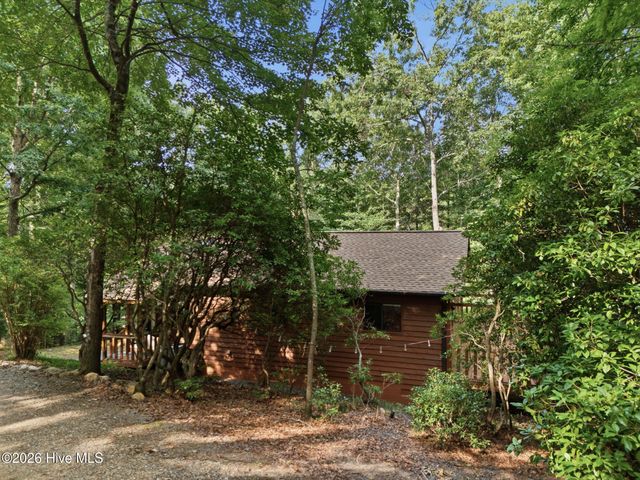 221 Chatto Loop, Murphy, NC 28906