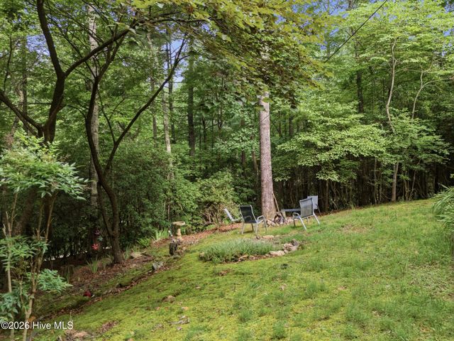 221 Chatto Loop, Murphy, NC 28906