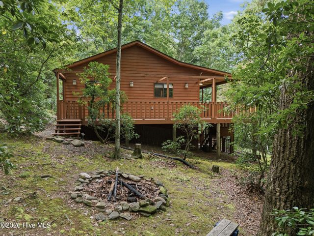 221 Chatto Loop, Murphy, NC 28906