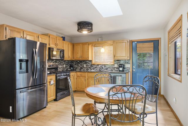 221 Chatto Loop, Murphy, NC 28906