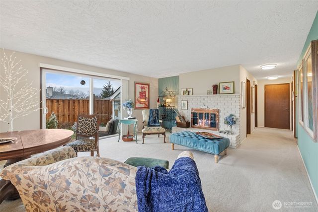 844 N Canterbury Court, Sequim, WA 98382