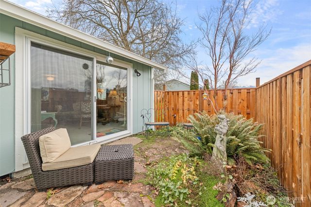 844 N Canterbury Court, Sequim, WA 98382