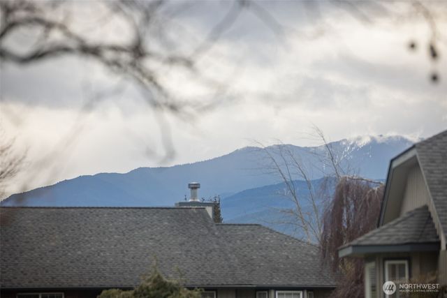 844 N Canterbury Court, Sequim, WA 98382