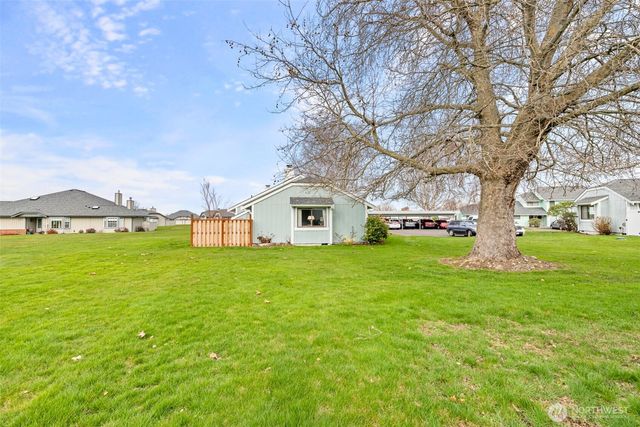 844 N Canterbury Court, Sequim, WA 98382