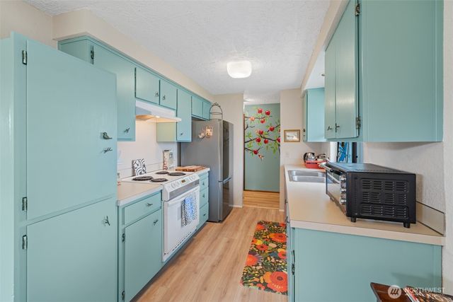 844 N Canterbury Court, Sequim, WA 98382