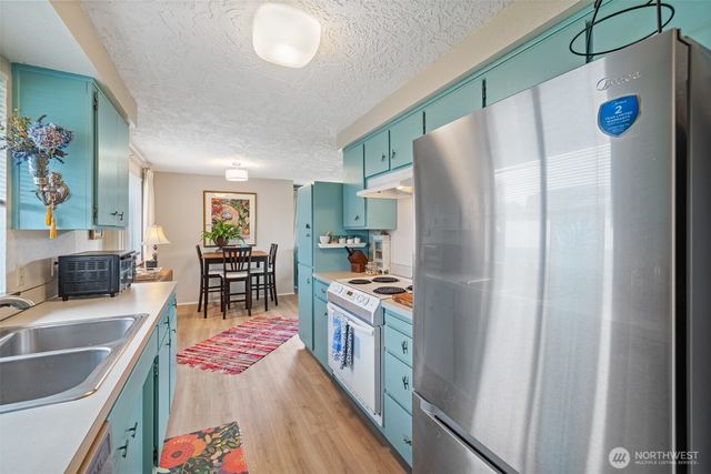 844 N Canterbury Court, Sequim, WA 98382