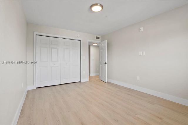 1101 NE 80th St 303, Miami, FL 33138