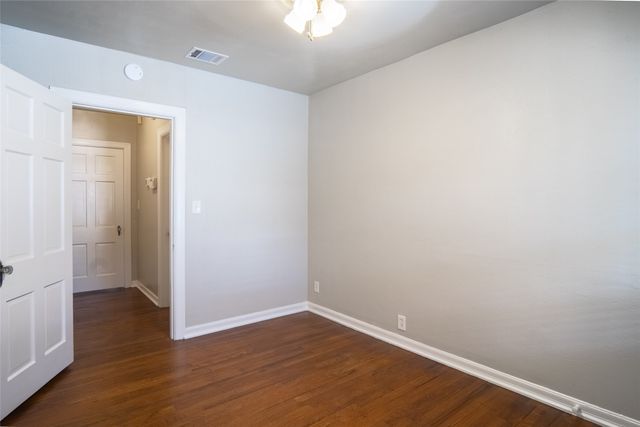1558 W Shaw, Fort Worth, TX 76110