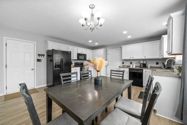 1556 Apache Way, Clarksville, TN 37042