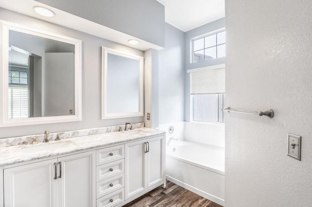 9349 Colliston Dr, Elk Grove, CA 95624