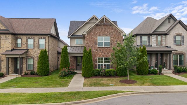 1068 Ambling Way, Gallatin, TN 37066