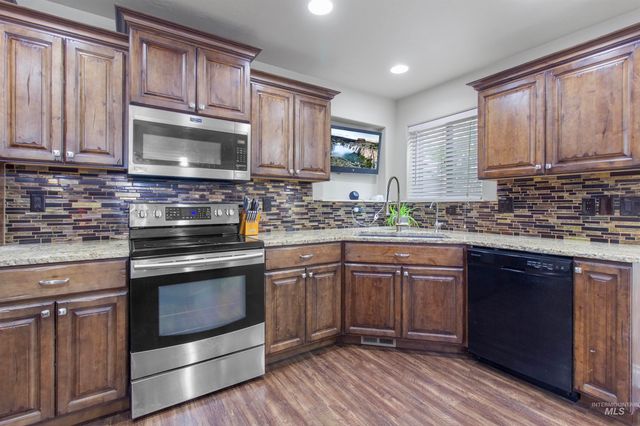 595 I B Perrine Rd, Twin Falls, ID 83301