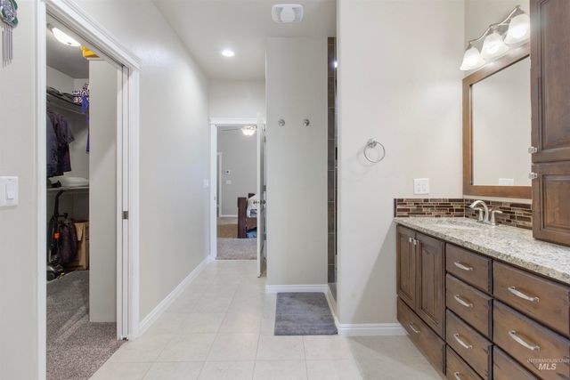 595 I B Perrine Rd, Twin Falls, ID 83301